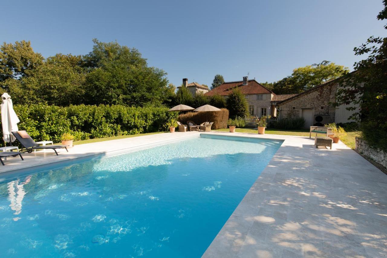La Grange Du Barry Bed & Breakfast Belveze ภายนอก รูปภาพ